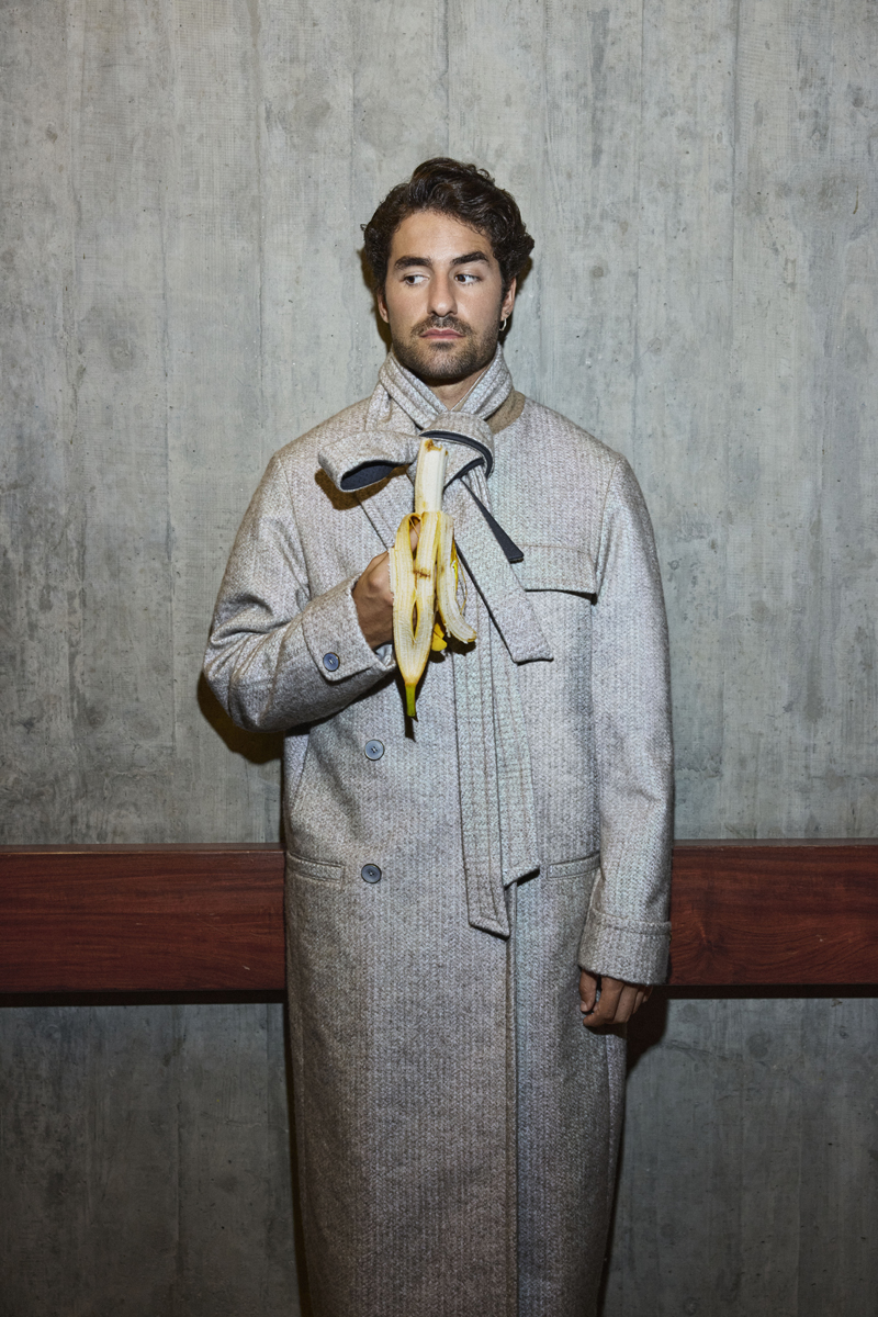 Full Look, LOUIS VUITTON.
