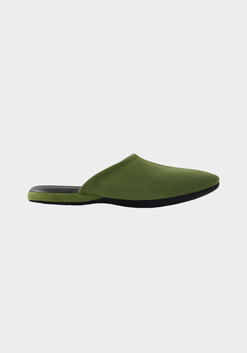 Chinelos, €515, CHARVET, em Mrporter.com.