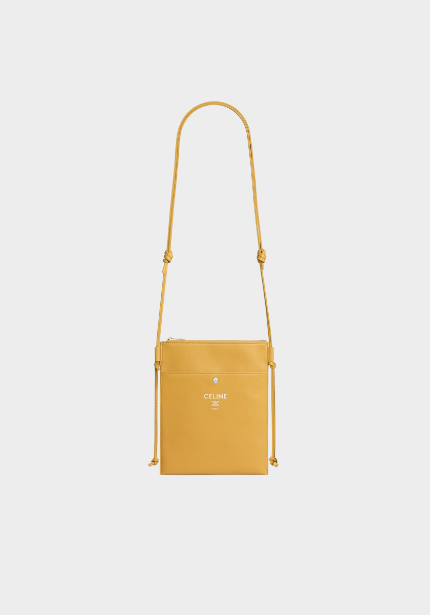 Mala, €780, CELINE.