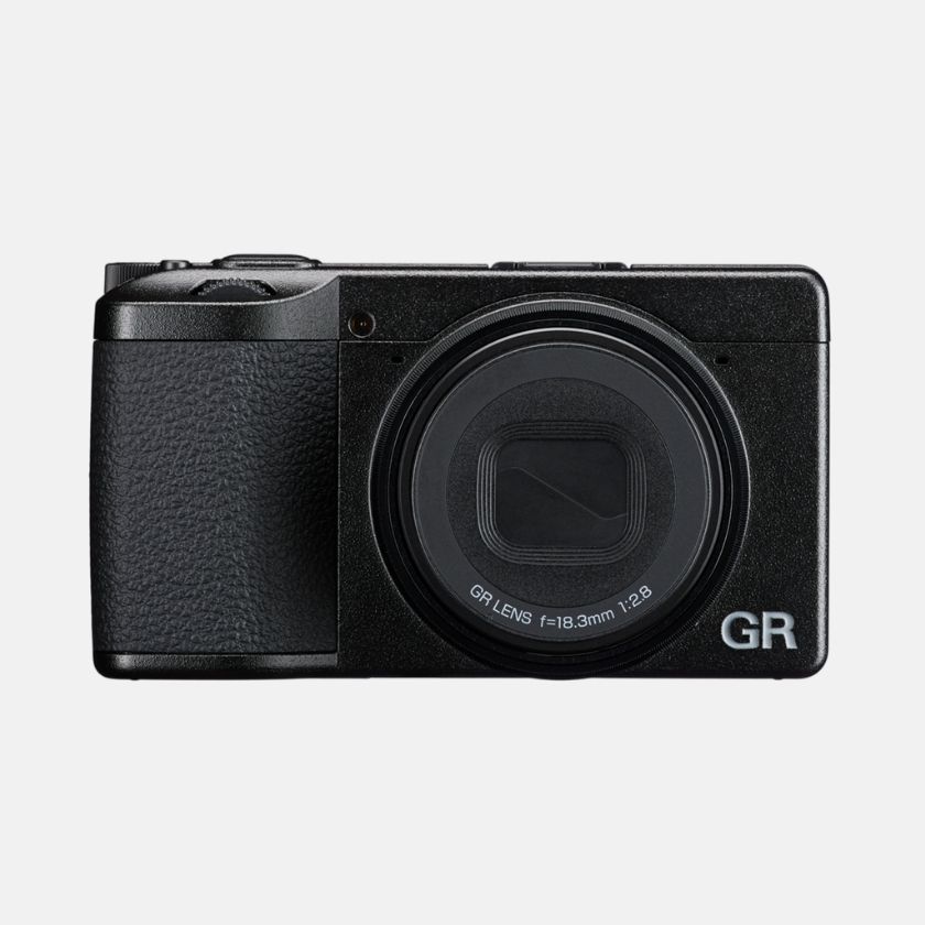 Máquina Fotográfica GR IV, €1449,99, RICOH, em fnac.pt.