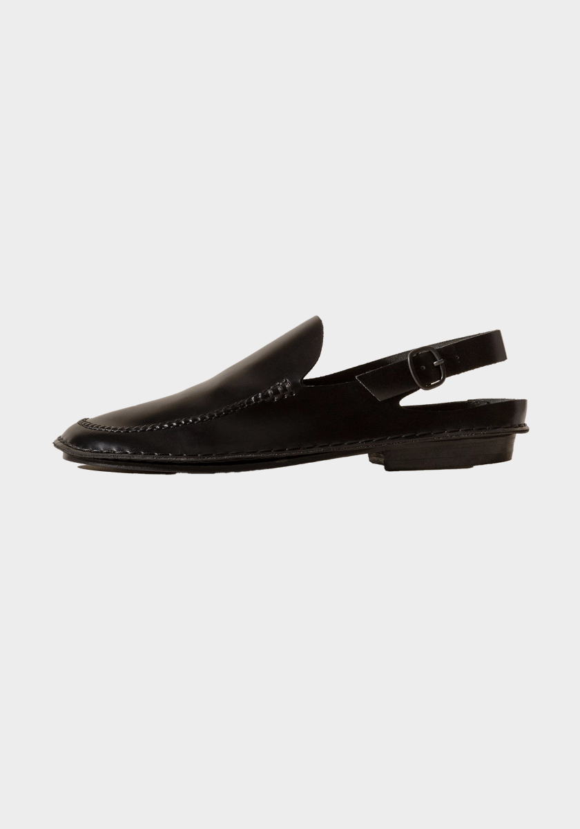 Sapatos Rafel, €480, HEREU.